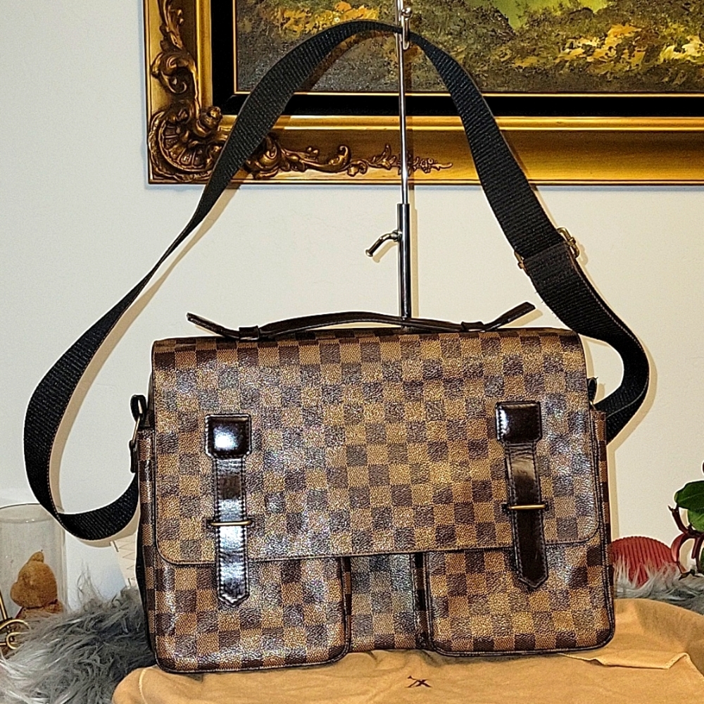 LV Damier Ebene Broadway Messenger bag